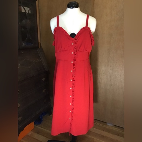 🍒🆕 ON SALE Red Button-Front Dress - Picture 2 of 13